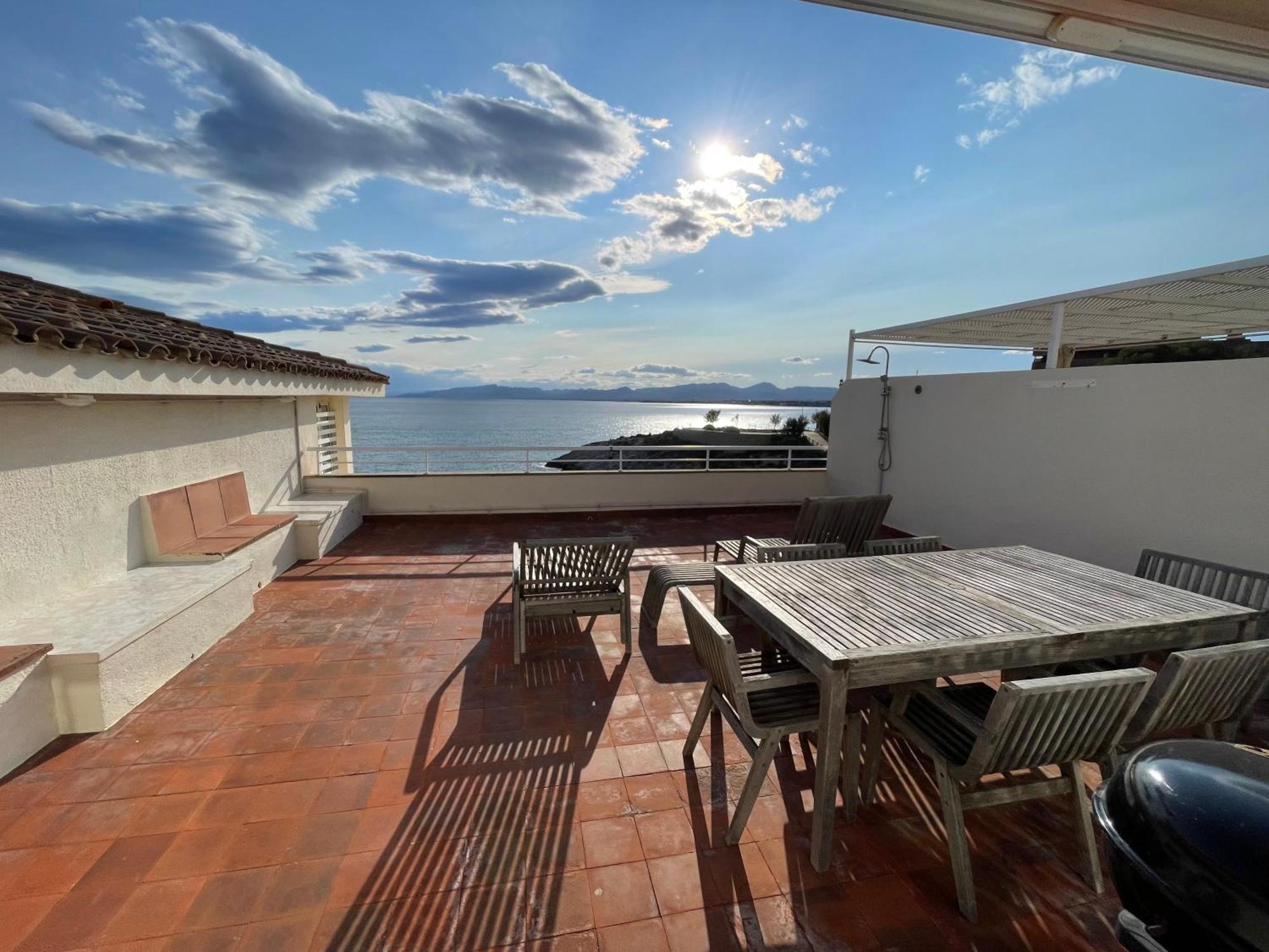 Apartamento Rits Beachfront Salou Exteriör bild