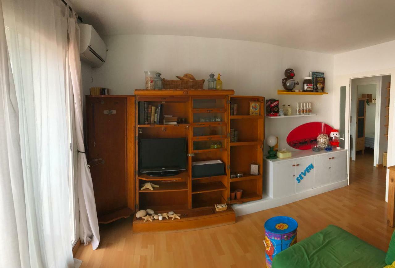 Apartamento Rits Beachfront Salou Exteriör bild